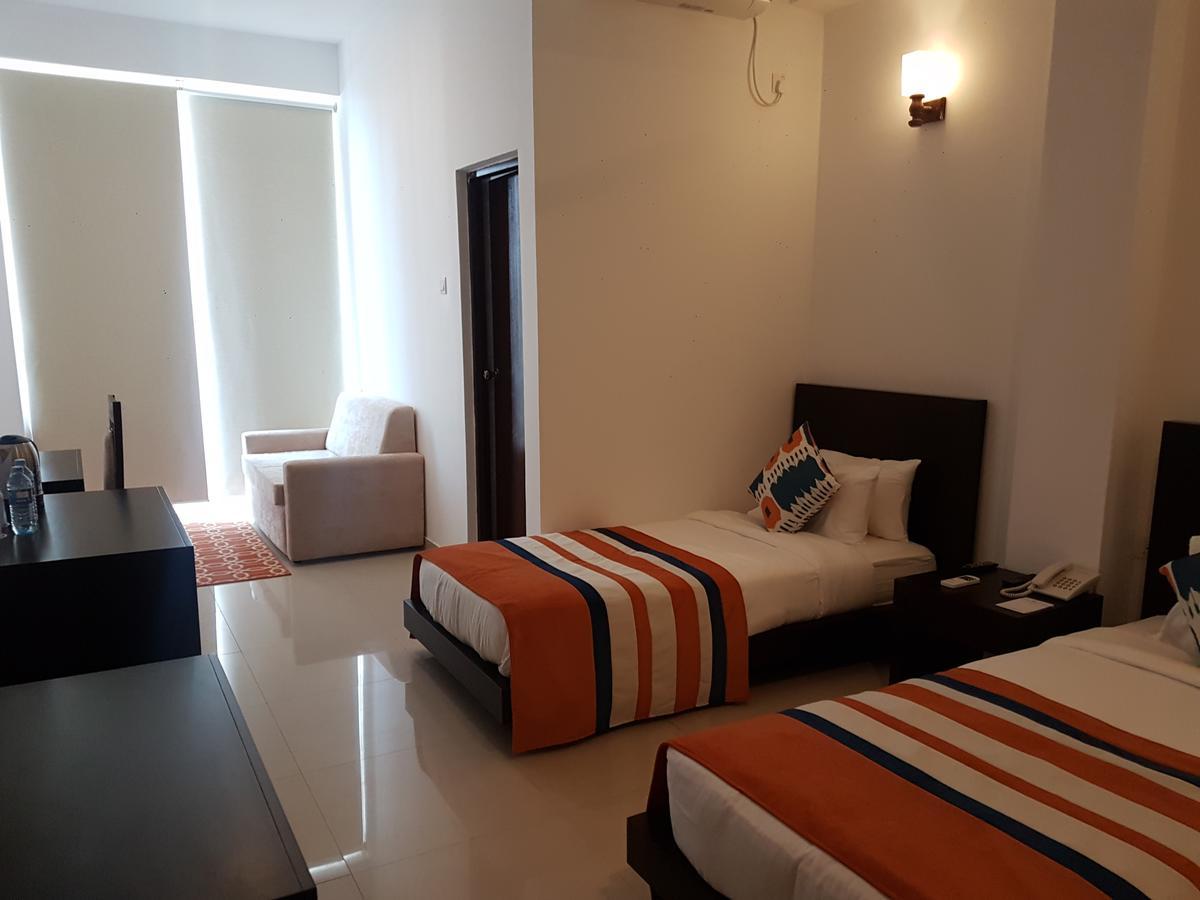 A One Hotel - "The Marine" Colombo Extérieur photo